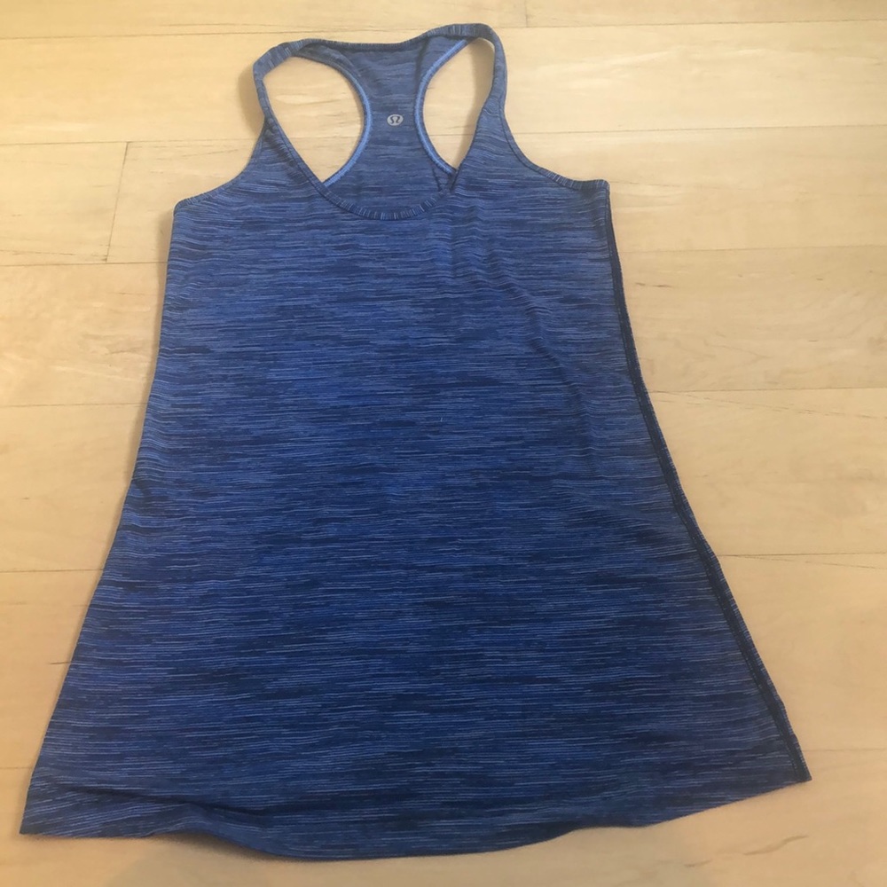 Lululemon size 4 blue tank top